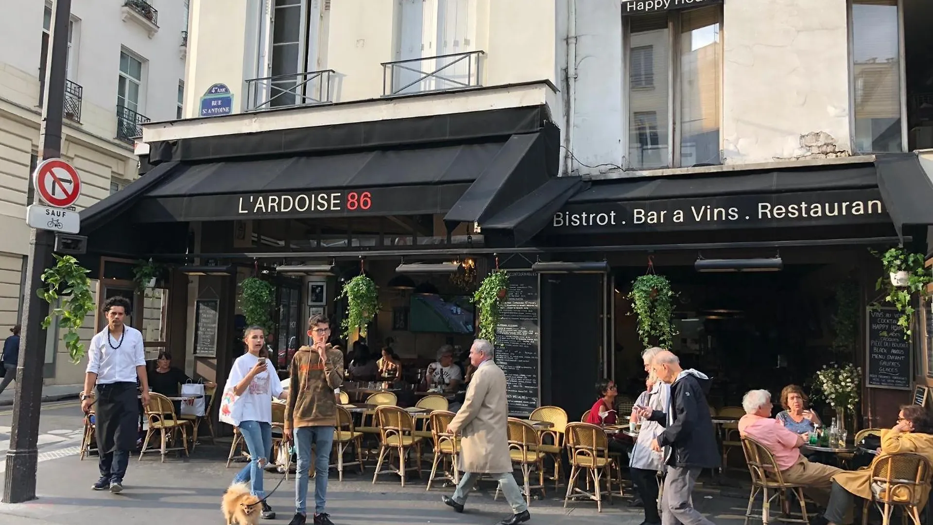 Charming Getaway In Le Marais - Oberkampf Working & Living Appartement Parijs